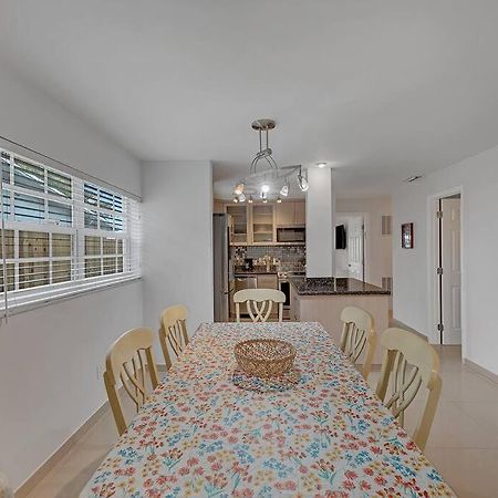 Supervilla - Lakefront - Sunsets, Kayaks, Grill Fort Lauderdale Buitenkant foto