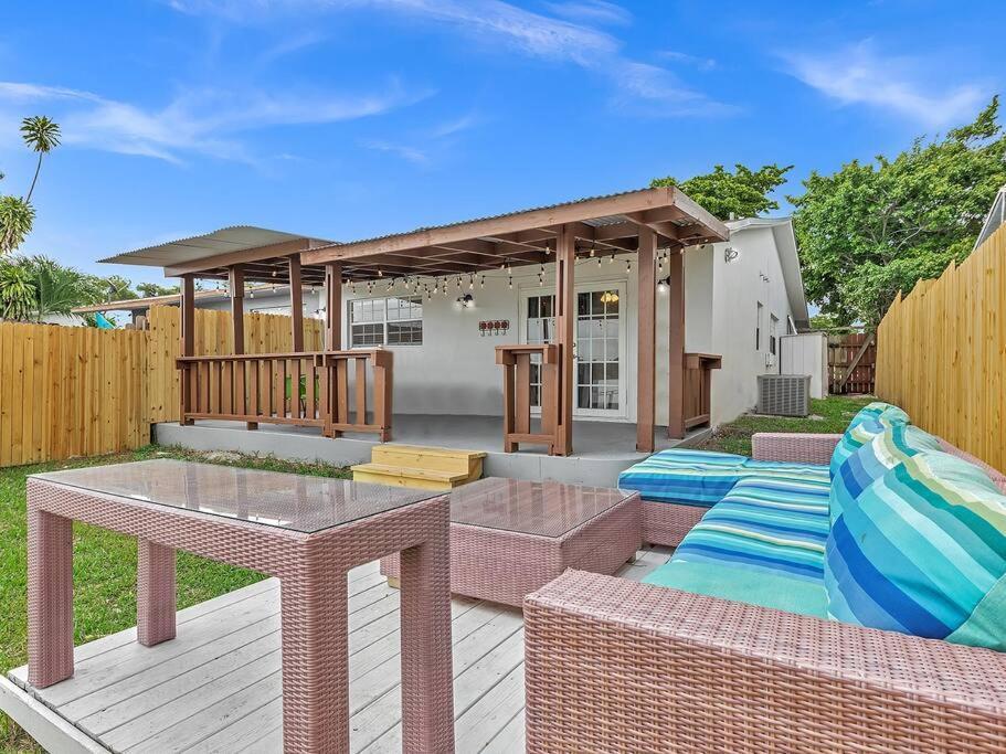 Supervilla - Lakefront - Sunsets, Kayaks, Grill Fort Lauderdale Buitenkant foto
